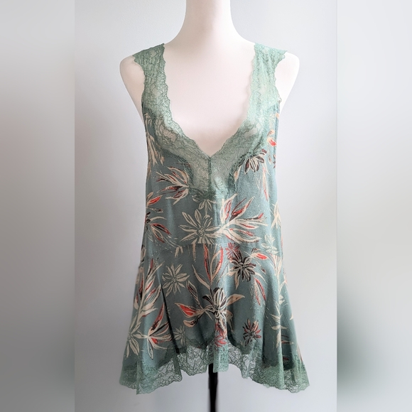 Free People Tops - Free People Bellflower Tunic Lace Cami Top Size XS